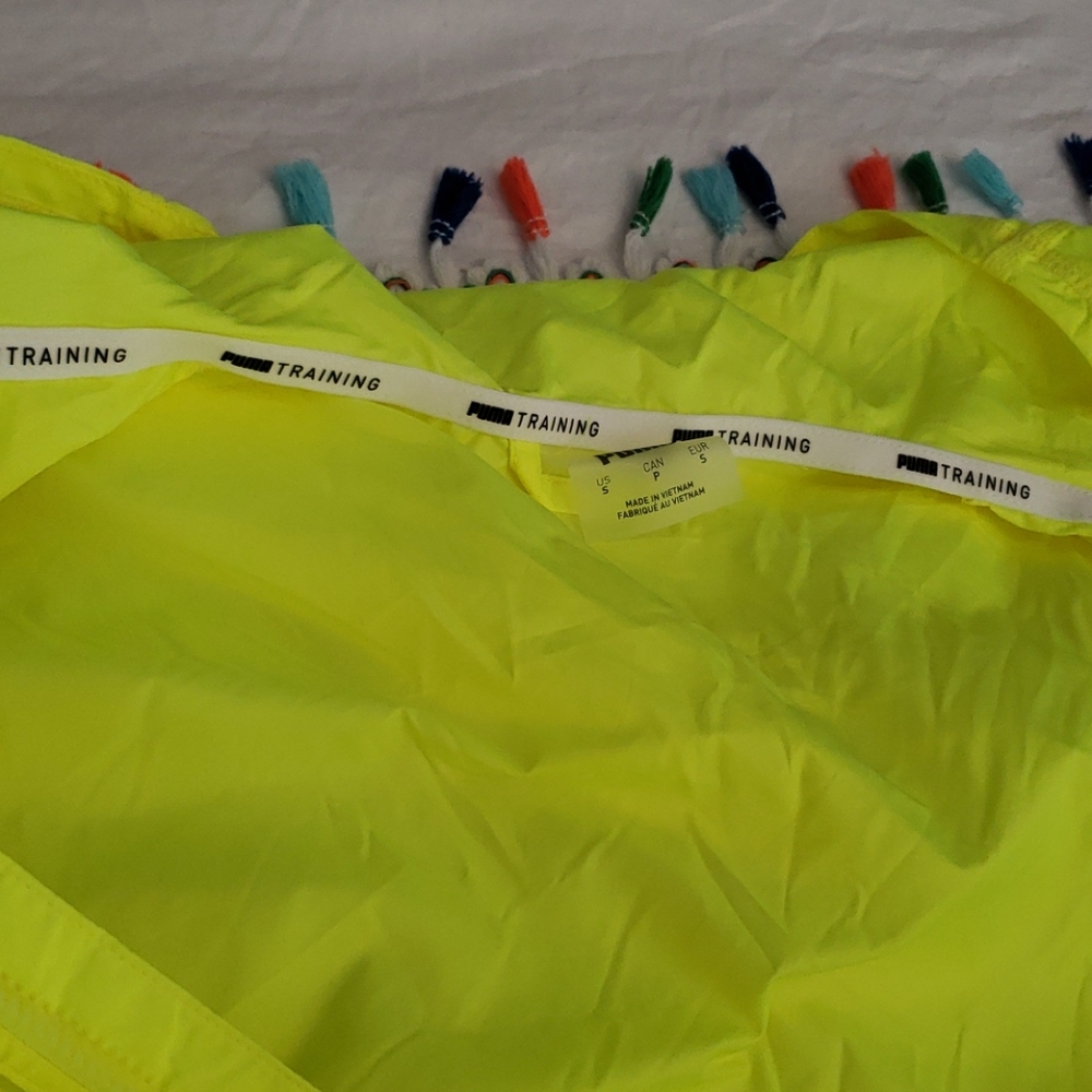Puma Yellow Alert Shift Packable Jacket 💛 - Picture 12 of 14